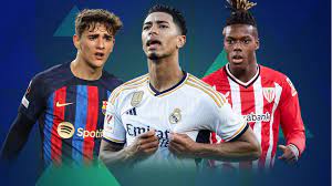 kaiyun：[CBA]弗格侧翼接球 面对防守三分一箭穿心.